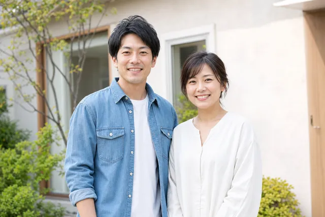 外壁リフォームの相談者イメージ(30代ご夫婦)